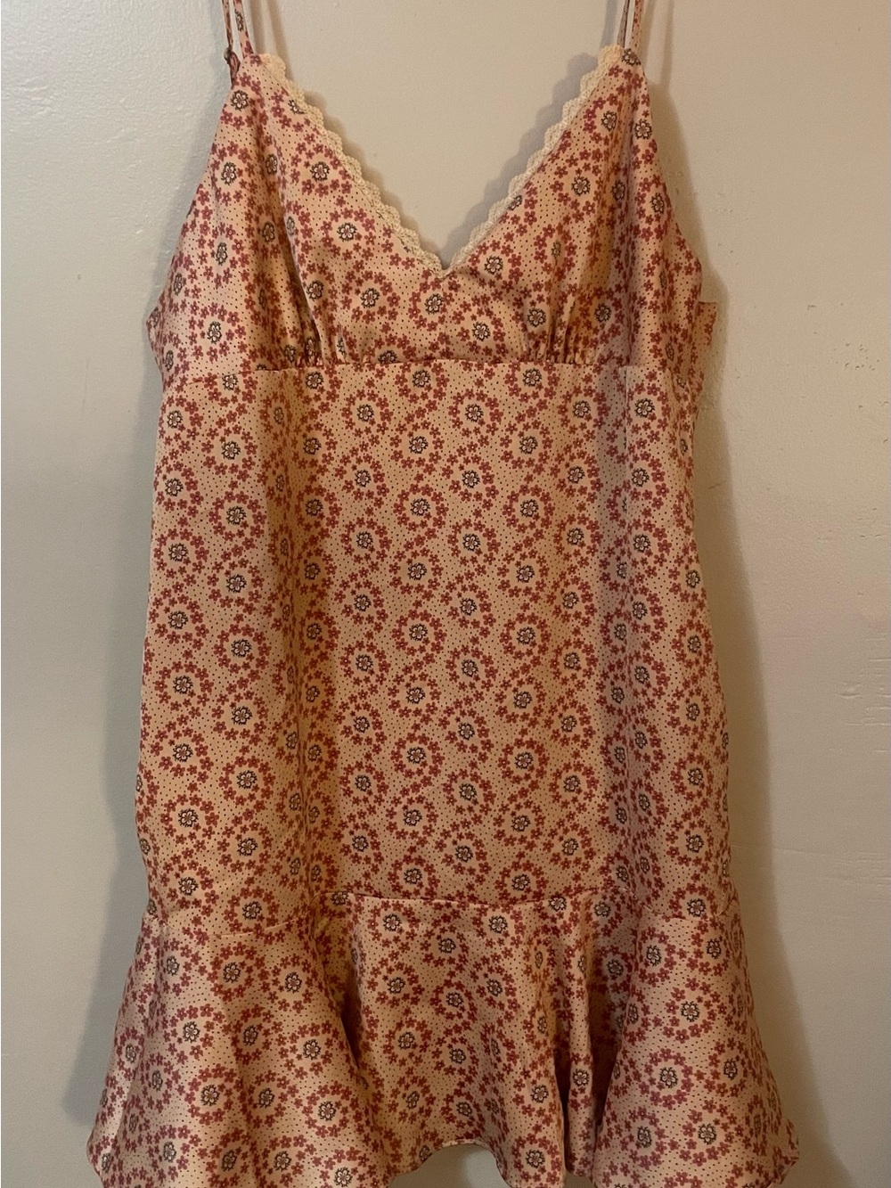 Kimchi Blue Urban Outfitters Floral Satin Ruffle Slip Ditzy Floral Mini Dress L - Picture 7 of 13